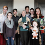 Miani Rose presenting SBN's International Patron, Dame Jane Goodall with the Primary Perspectives World Environment Day Eco Hero Award 2014. SBN's team L-R Rupert, Frank, Hannah, Alex, Joe, Broden, Circe, Miani and Harry