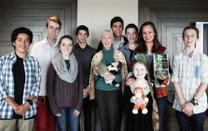 Miani Rose presenting SBN's International Patron, Dame Jane Goodall with the Primary Perspectives World Environment Day Eco Hero Award 2014.

SBN's team L-R Rupert, Frank, Hannah, Alex, Joe, Broden, Circe, Miani and Harry
